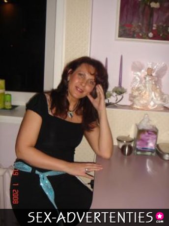 gebonden vrouw wil naar parenclub