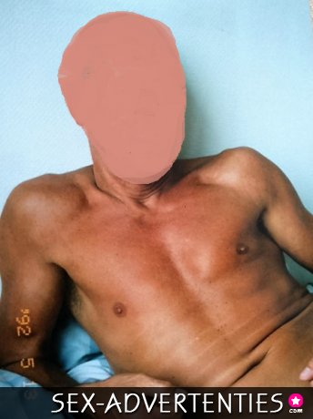 Leuke 55+ man zkt idem 45+vrouw. Voor erotisch contact.