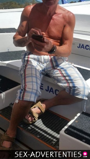 Leuke, gezonde, sportieve, slanke, fris en fruitige 55+ man zkt. idem vrouw.