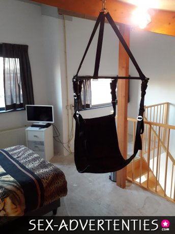 Blanke pik zoekt ,,zwart kutje voor in mijn swing