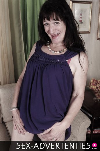 Je bent onder de 50 jaar en je kan mij weer lekker hard laten spuiten.