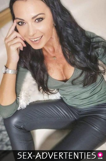 Ben jij lekker en goed genoeg in bed om mij te laten spuiten?