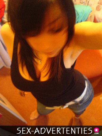 Studente wilt in contact komen met welgestelde oudere man!