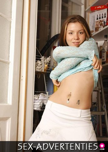 Op zoek naar een minnaar voor geheime vergaderingen