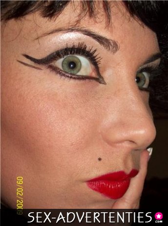 Diva Nikita Neukt Jou ASS! Voorbind Pik