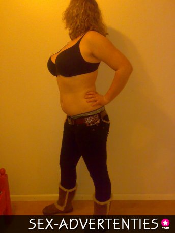 Heerlijke geile stoeipoes Sammy