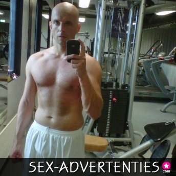 Jongeman biedt lichaam aan tegen aantrekkelijke prijs!