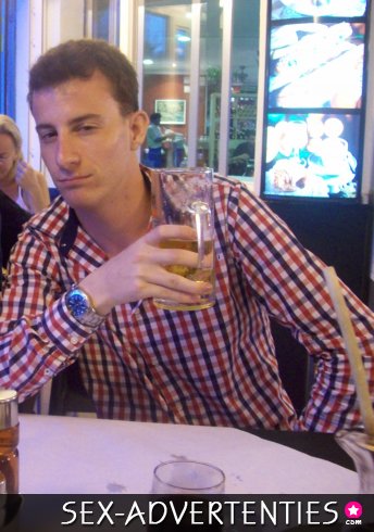 zoekt een geile meid  !!!