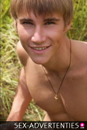 Balkie wilt buiten gaysex