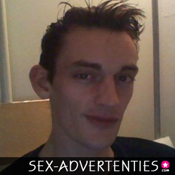 Man biedt zich aan een leuke vrouw