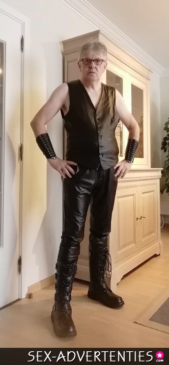 Meester zoekt onderdanige dames met of zonder ervaring BDSM