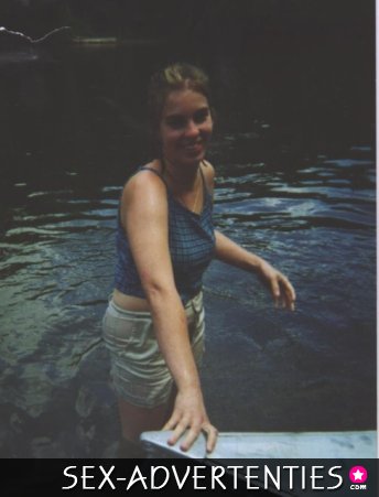 Bisexuele meid net uit de kast zoekt man of vrouw