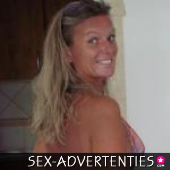 Geile slet wilt een flinke pik!