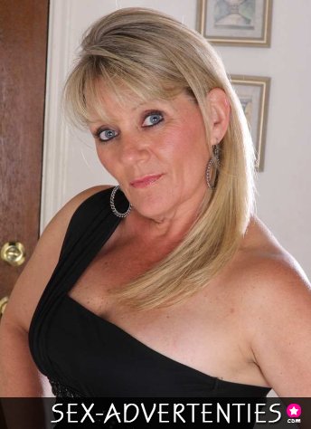 Jouw hete oude seksjuffrouwtje