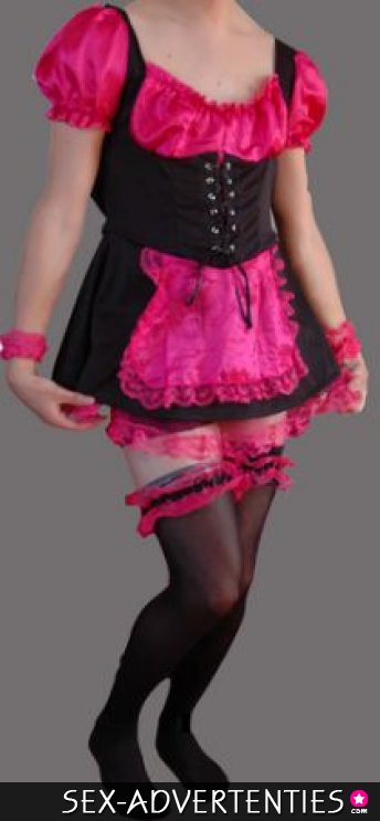 Een jonge crossdresser (kiki nahara)