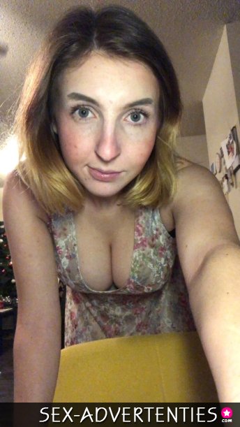 Eenzaam meisje op zoek naar een leuke man