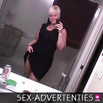 ik ben echt verzot op alles wat met sex te maken heeft en gedraag me het liefste als een hoer