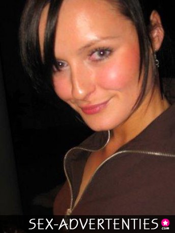 Ik zoek een leuke partner die ook lichte sm zoekt en en is voor plassex, ben jij lekker kinky? misschien kan je mij dan boeien!!