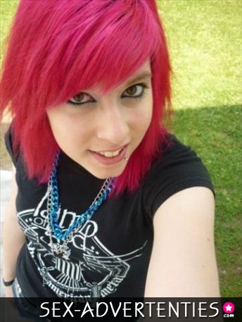 jalaldaalalaa altijd vrolijke jonge meid ben vrijgezellig dus wie weet kunnen wij eens leuk daten?