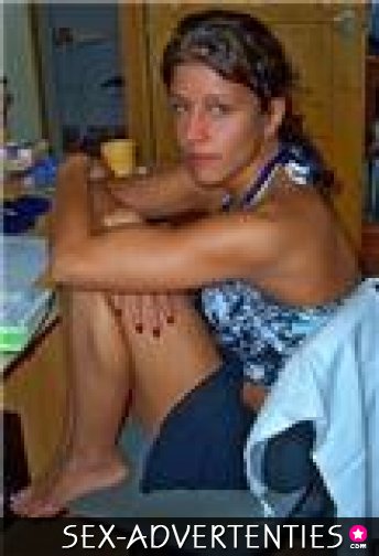 jonge maagd opzoek!!!