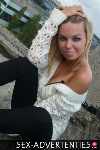 Mandy is op zoek naar een leuke man