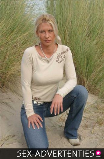 rijpe vrouw met grote verlangens